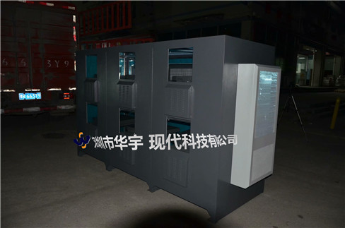 我司定制型内置6台投影仪控温控湿投影机柜凌晨两点发货贵州六盘水